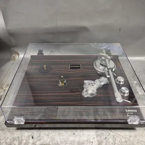 BOXED LENCO TURNTABLE WITH BLUETOOTH TRANSMISSION LBT-188WA V2