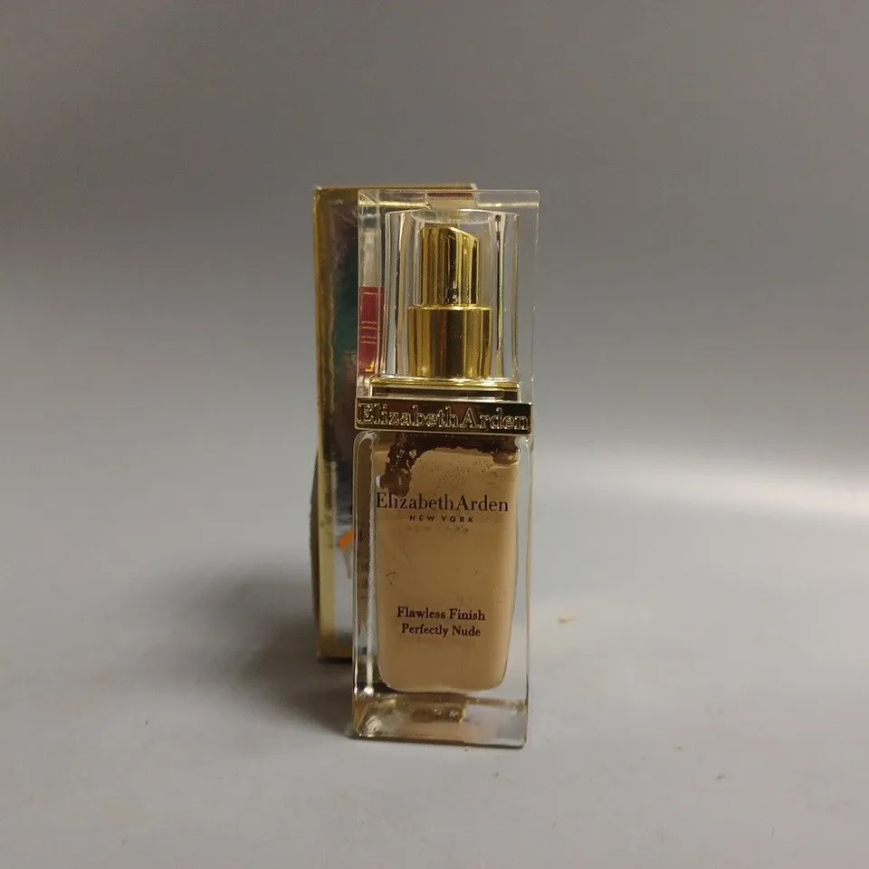 BOXED ELIZABETH ARDEN FLAWLESS FINISH PERFECTLY NUDE MAKEUP SPF15 FOUNDATION 30ML SOFT BEIGE 
