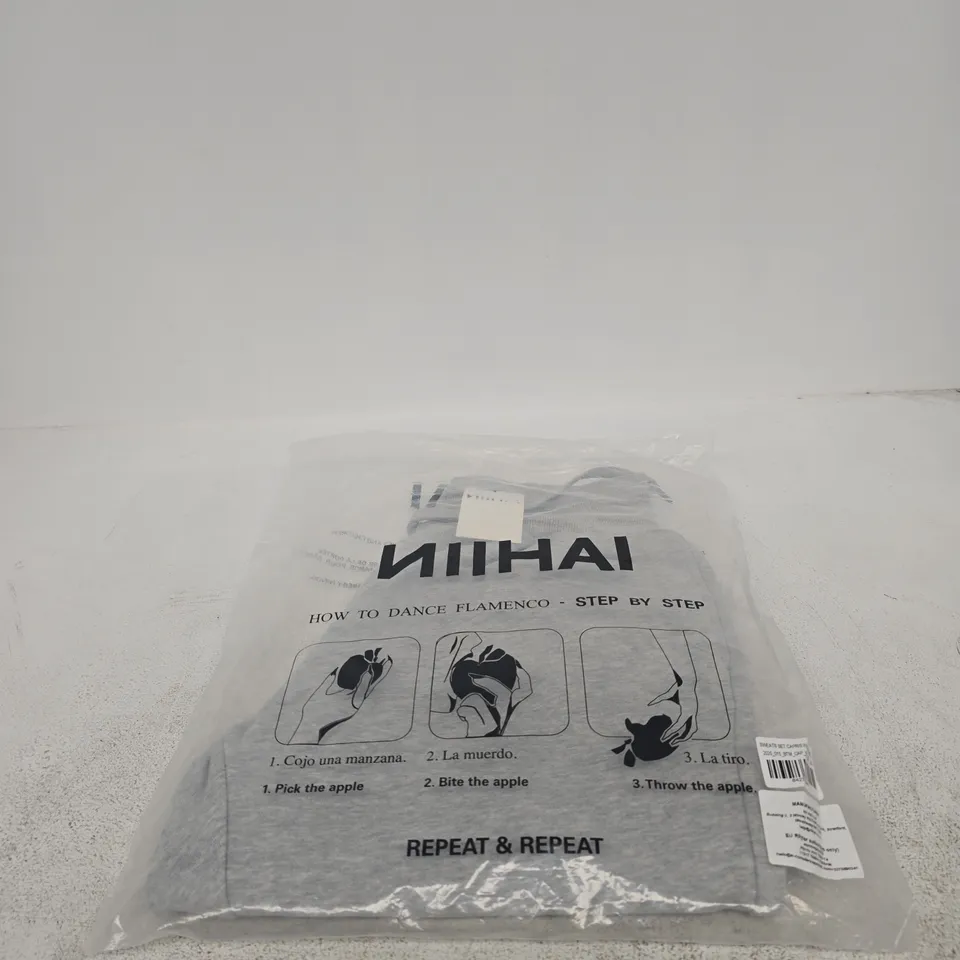 NII HAI SWEATS CAPRI IN GREY MARL XS