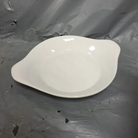 APPROXIMATELY 15 MAYFAIR PLATES