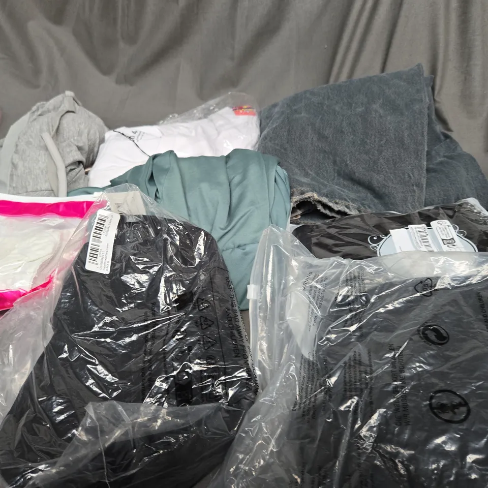 LARGE BOX OF ASSORTED CLOTHING ITEMS IN VARIOUS COLOURS, SIZES AND STYLES