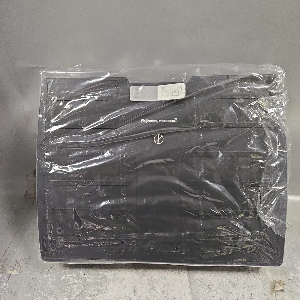 BOXED FELLOWES ADJUSTABLE FOOTREST 
