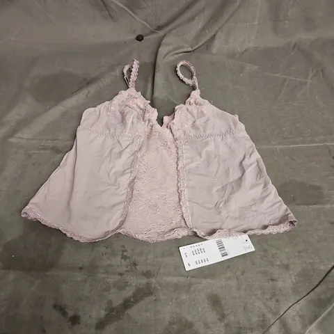 OUT FROM UNDER LACE CAMI TOP IN MAUVE SIZE M