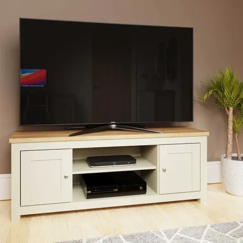 BOXED CREAM LIGHT OAK TOP 2 DOOR TV MEDIA ENTERTAINMENT UNIT WITH OPEN SHELVES