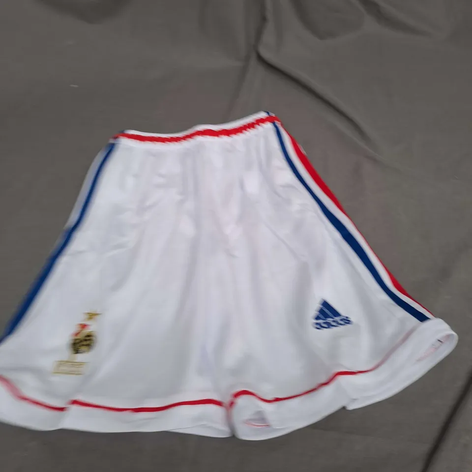 FRANCE FC FIFA WORLD CUP 1998 HOME SHIRT AND SHORTS SIZE 26