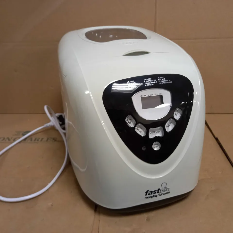 MORPHY RICHARDS MULTI-USE FASTBAKE BREADMAKER