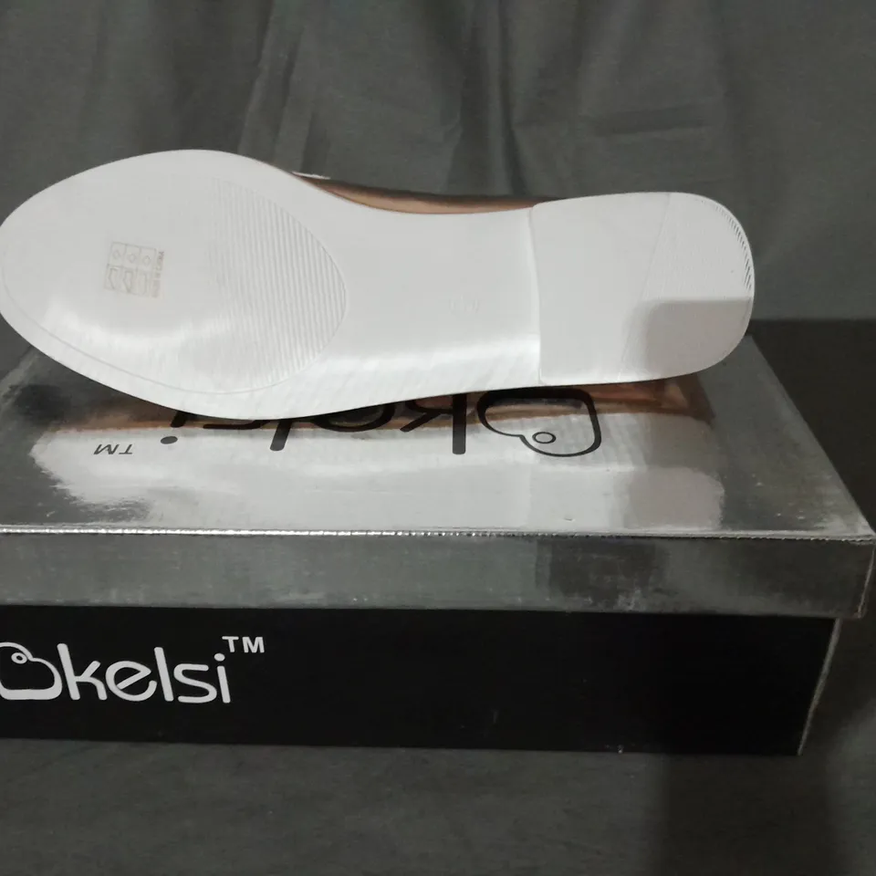 APPROXIMATELY 9 BOXED PAIRS OF ROSE GOLD KELSI LOAFER STYLE SHOES TO INCLUDE SIZE 4