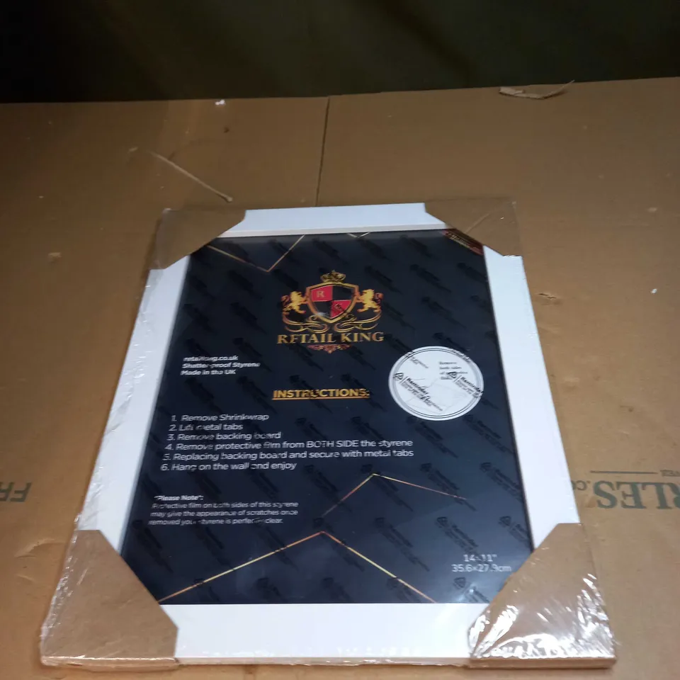 14 X 11" WHITE PHOTO FRAME