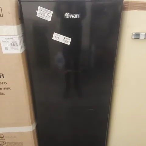 SWAN SR15671B 143CM HIGH 55CM WIDE FREEZER