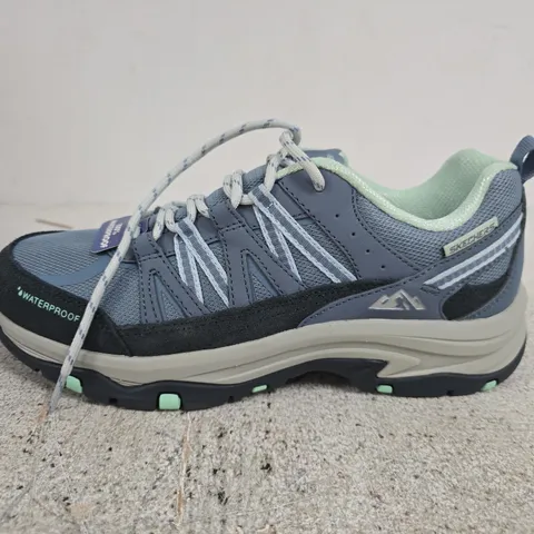 SKECHERS WATERPROOF HIKING SHOES, BLUE/GREY - UK SIZE 6