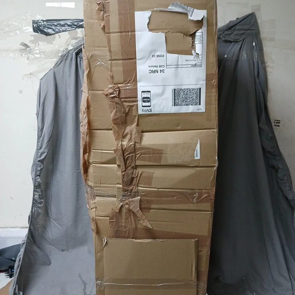 SARA BY SARA DAVIES PRE LIT WINTERLUXE FIR CHRISTMAS TREE