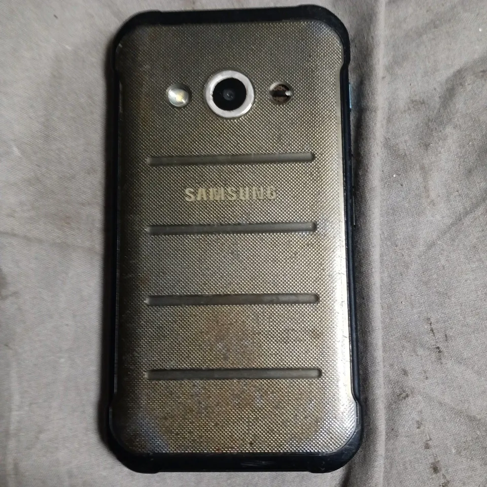 SAMSUNG GALAXY XCOVER 3 SMARTPHONE 