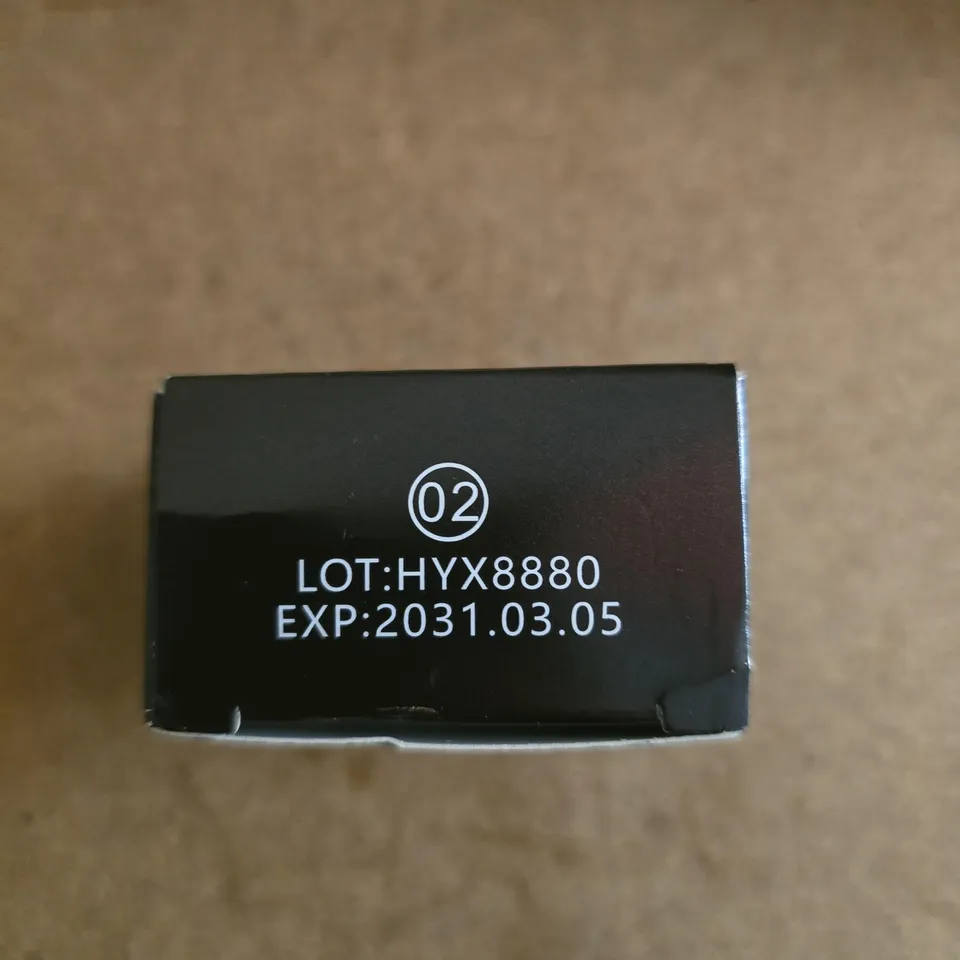 HEYXI CLEAR FOUNDATION MAKE-UP CONCEALER – BOXED COSMETIC (LOT HYX8880, EXP 2031.03.05)