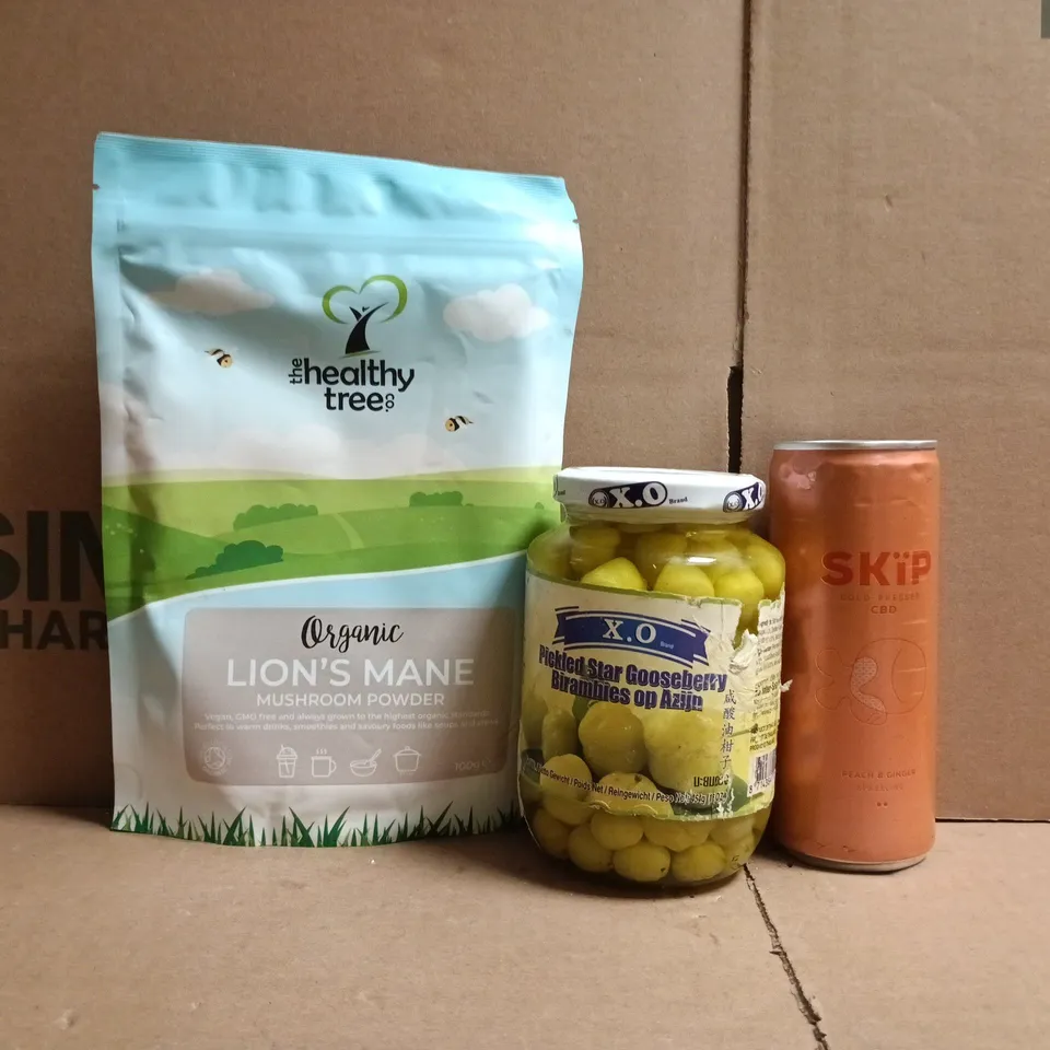 APPROXIMATELY 10 ASSORTED FOOD AND DRINK ITEMS TO INCLUDE SKIP, THE HEALTHY TREE CO, ETC
