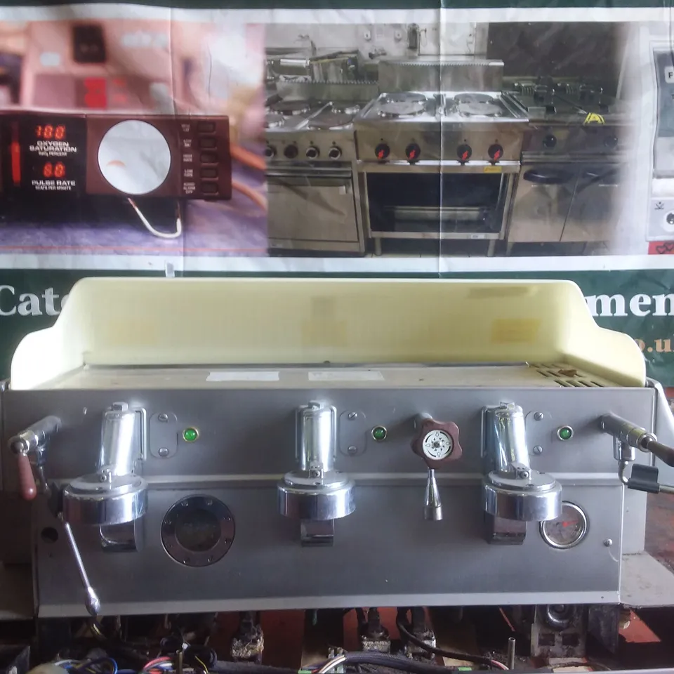 MATTHEW ALGIE 3 COFFEE MACHINE