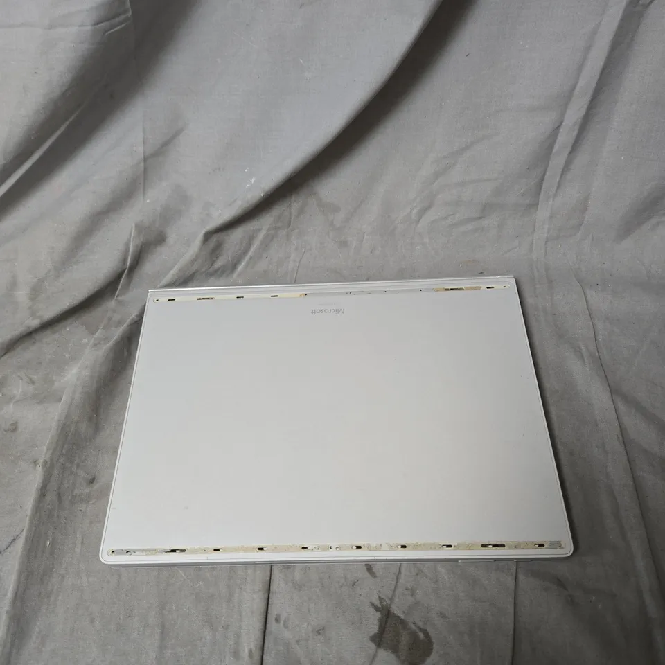 MICROSOFT SURFACE BOOK 2 13.5-INCH I7-8650U 16GB RAM 512GB SSD – SILVER, WIFI