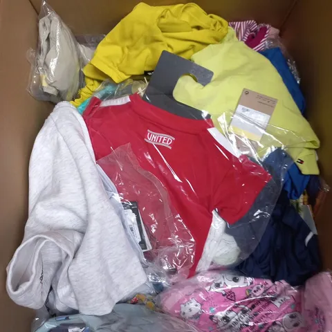 LARGE BOX OF APPROXIMATELY 25 ASSORTED  KIDS CLOTHING ITEMS IN VARIOUS COLOURS, STYLES AND SIZES - COLLECTION ONLY