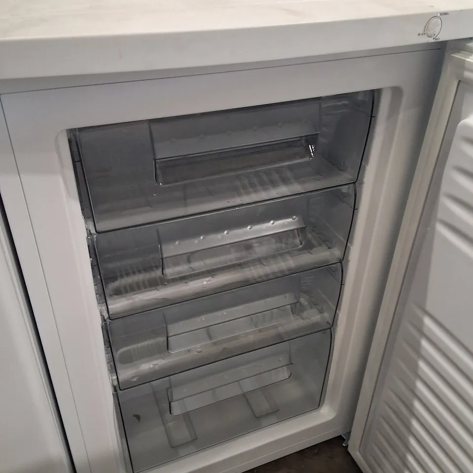 TEKNIX LBF085H FREESTANDING UNDERCOUNTER FREEZER