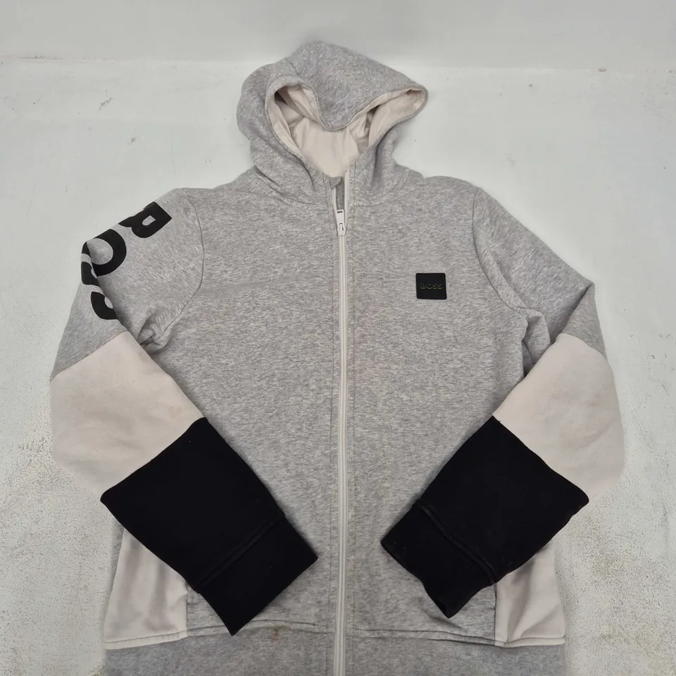 BOSS KIDS SLEEVE PRINT HOODIE IN GREY/WHITE/BLACK - 14-S