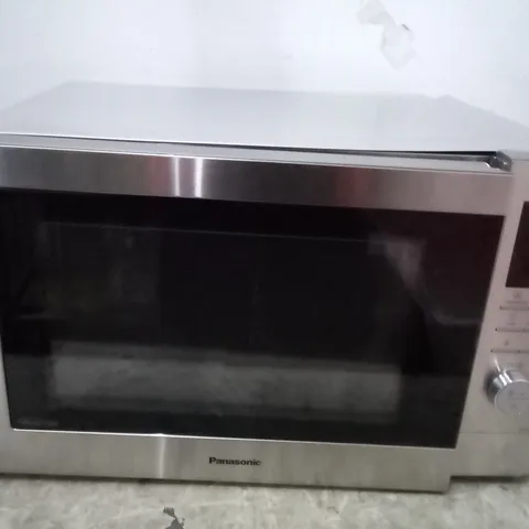  BOXED PANASONIC NN-CD87KS MICROWAVE OVEN 