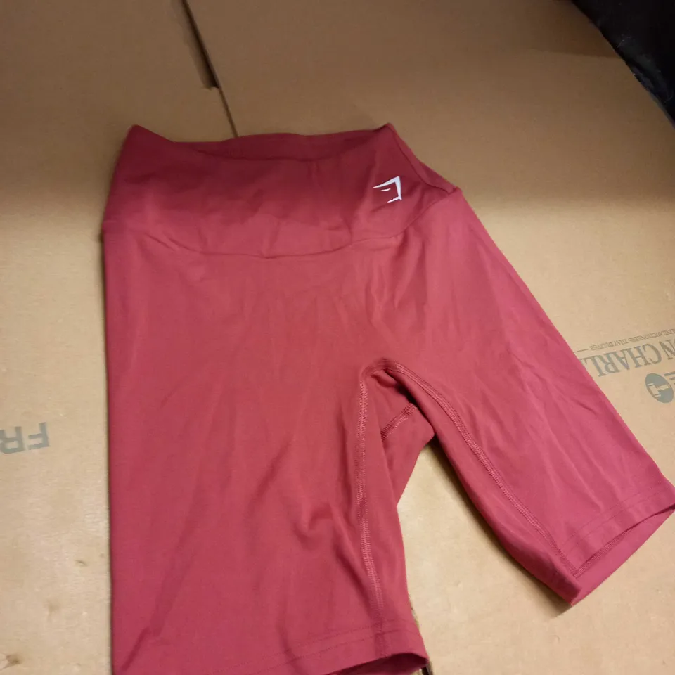 GYMSHARK TRAINING SHORTS SIZE S