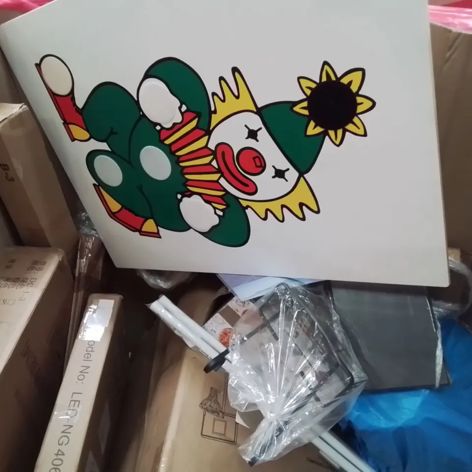 PALLET OF ASSORTED HOUSEHOLD ITEMS TO INCLUDE AURORA, PLACE MATS AND KIDS ACTIVITIES 