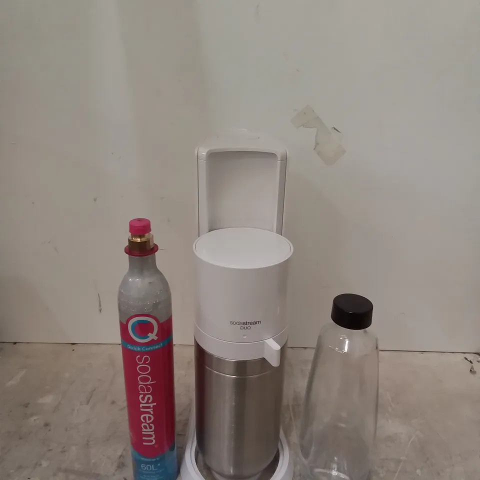 BOXED SODASTREAM TERRA SPARKLING WATER MAKER - BLACK RRP £109.99