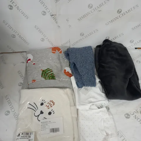 BOX OF ASSORTED CHILDRENS CLOTHING VARYING IN SIZE/COLOUR/STYLE TO INCLUDE: TOPS, DRESSES, JUMPERS