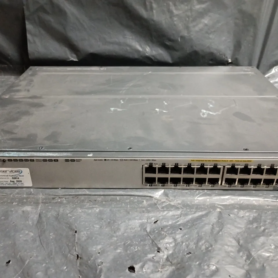 HP PROCURVE SWITCH J9727A