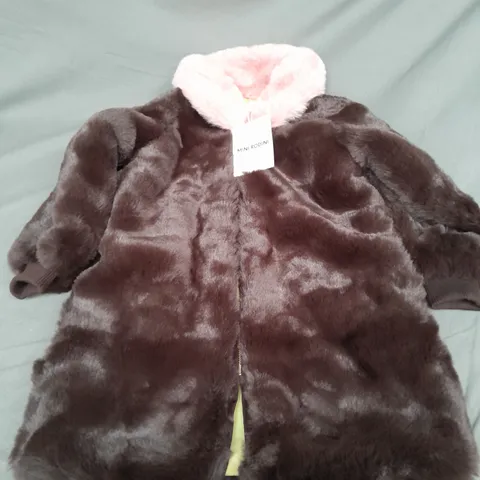 MINI RODINI FLUFFY FAUX FUR COAT IN BROWN/PINK SIZE 4-5YRS