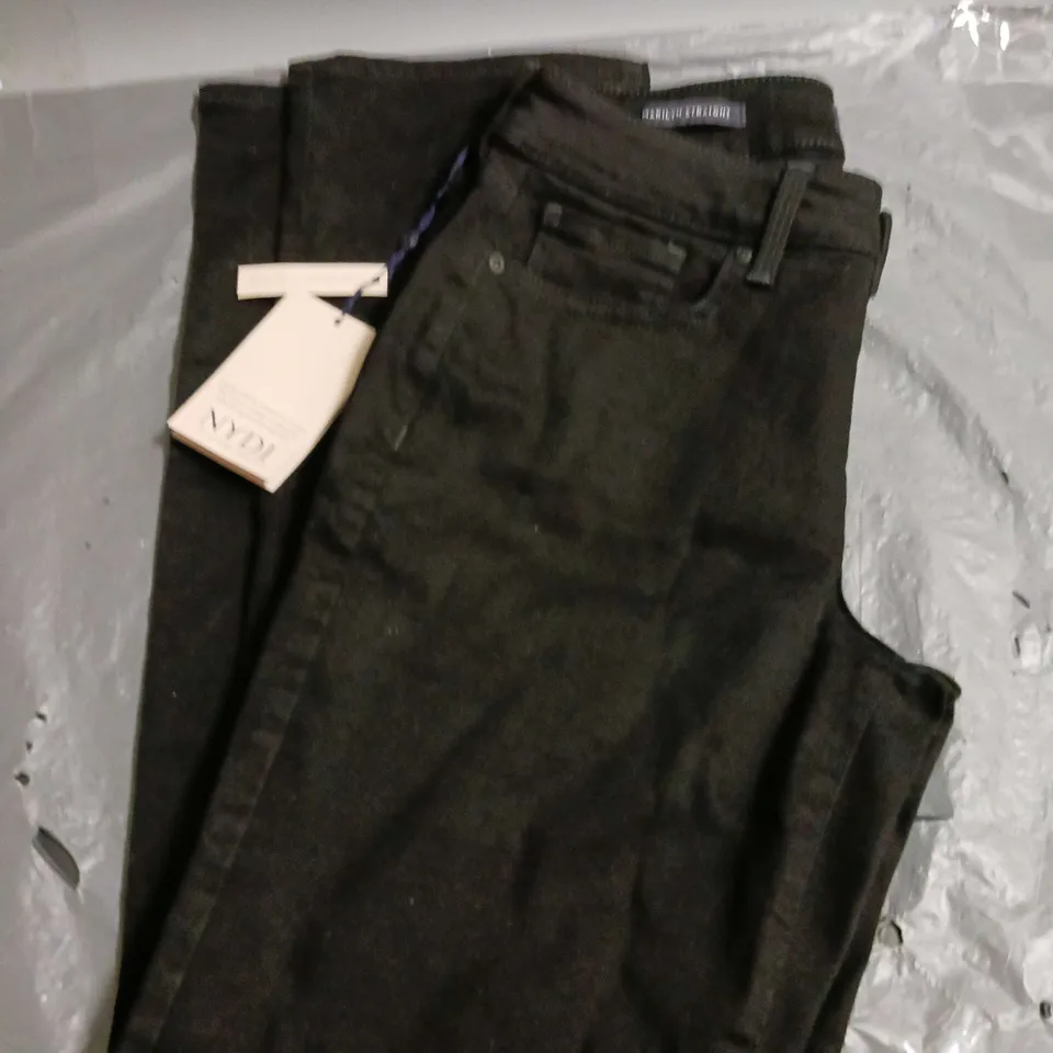 NYDJ LADIES MARILYN STRAIGHT LEG BLACK JEANS SIZE 12