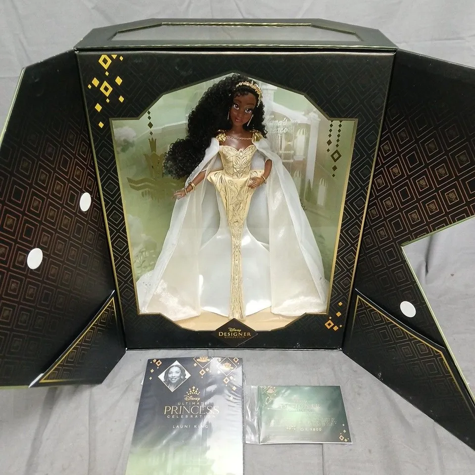 DISNEY ULTIMATE PRINCESS CELEBRATION LIMITED EDITION TIANA DOLL - 4972 OF 9800