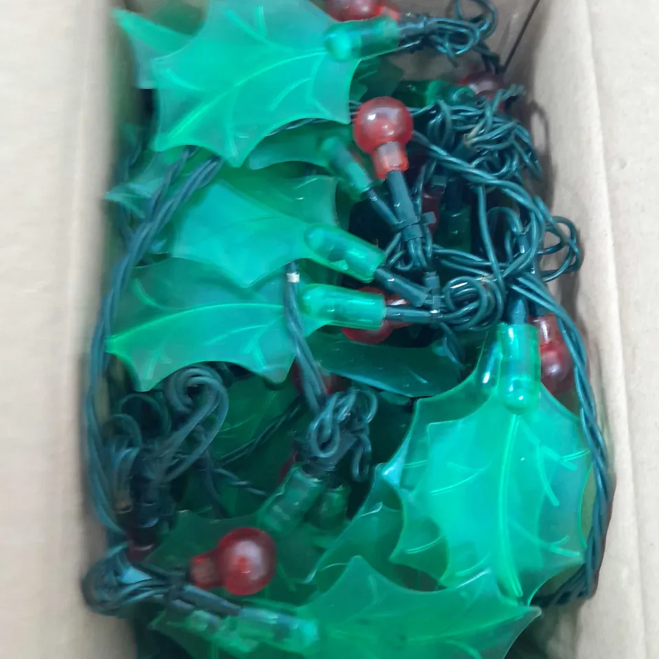 FESTIVE 90 LED HOLLY INDOOR CHRISTMAS LIGHTS