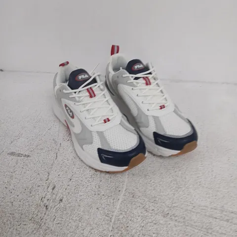 FILA WHITE, NAVY & RED TRAINERS β UK 7 (EU 41)