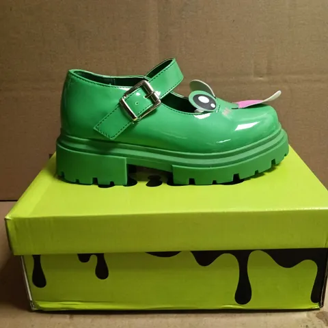 KOI KIDZ LIL TIRA CHEEKY FROG MARY JANE SHOES GREEN SIZE 13