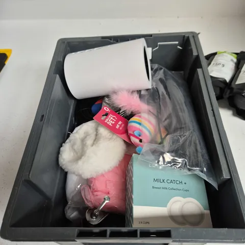 TOTE OF APPROXIMATELY 10 ASSORTED ITEMS TO INCLUDE: SODIUM METABISUPHITE 