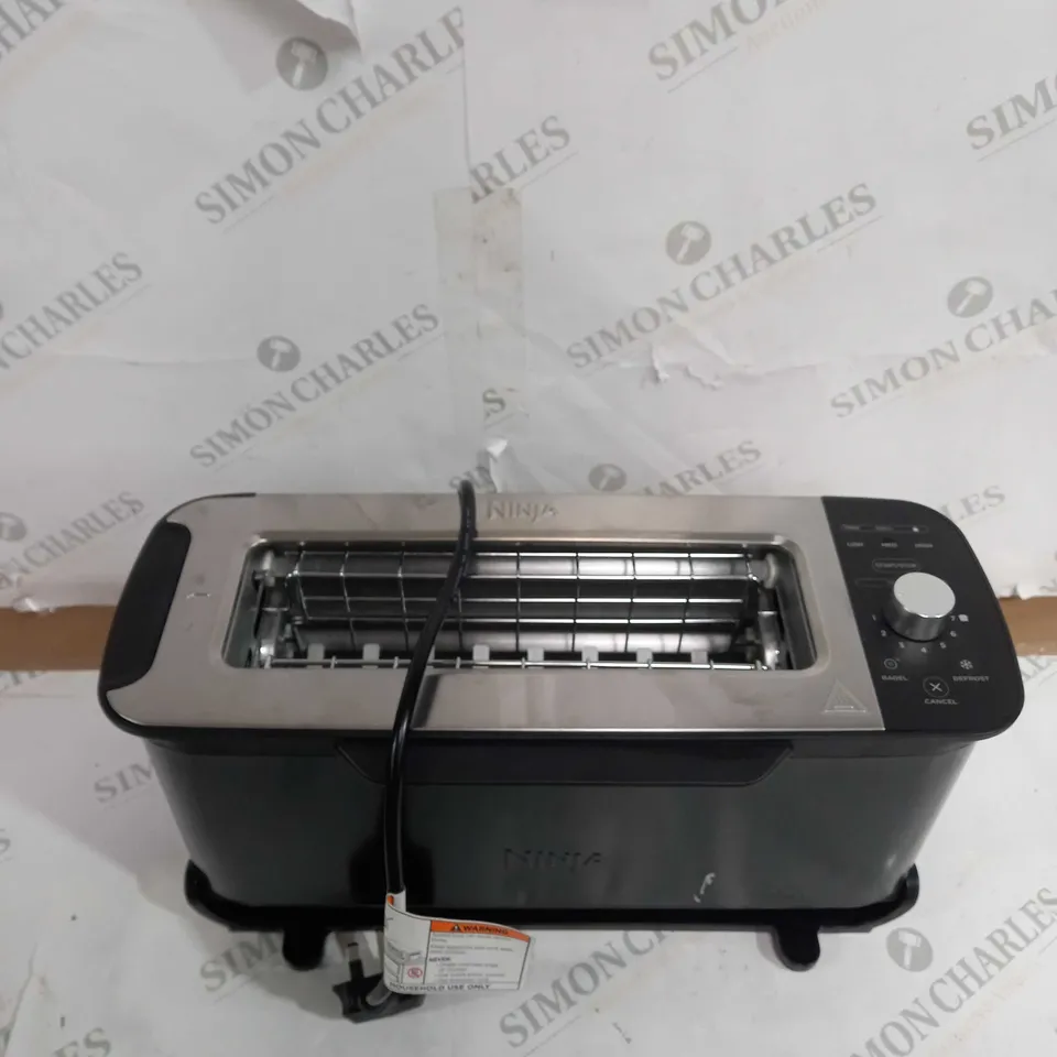 BOXED NINJA 2 IN 1 TOASTER & GRILL ST100UK