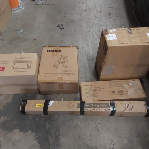 PALLET OF ASSORTED ITEMS INCLUDING: ELECTRIC HOUSEHOLD OVEN, PRAM, CAT TREE, CLOTHES DRYING RACK, BED RAIL GUARD ECT