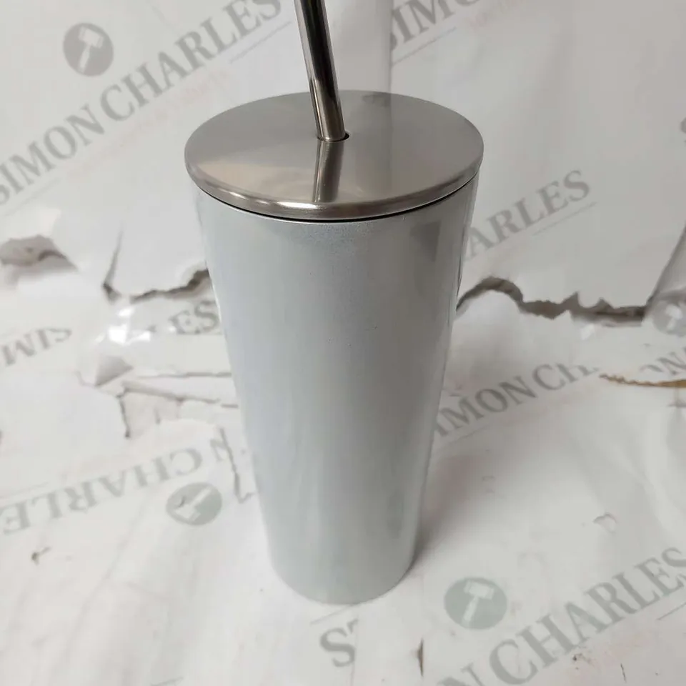 PAIR OF BRAND NEW PEARL SIPPY CUPS