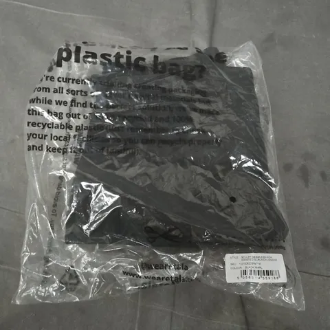 BAGGED TALA SCULPT SEAMLESS HIGH WAISTED SCRUNCH LEGGINGS IN BLACK - MEDIUM