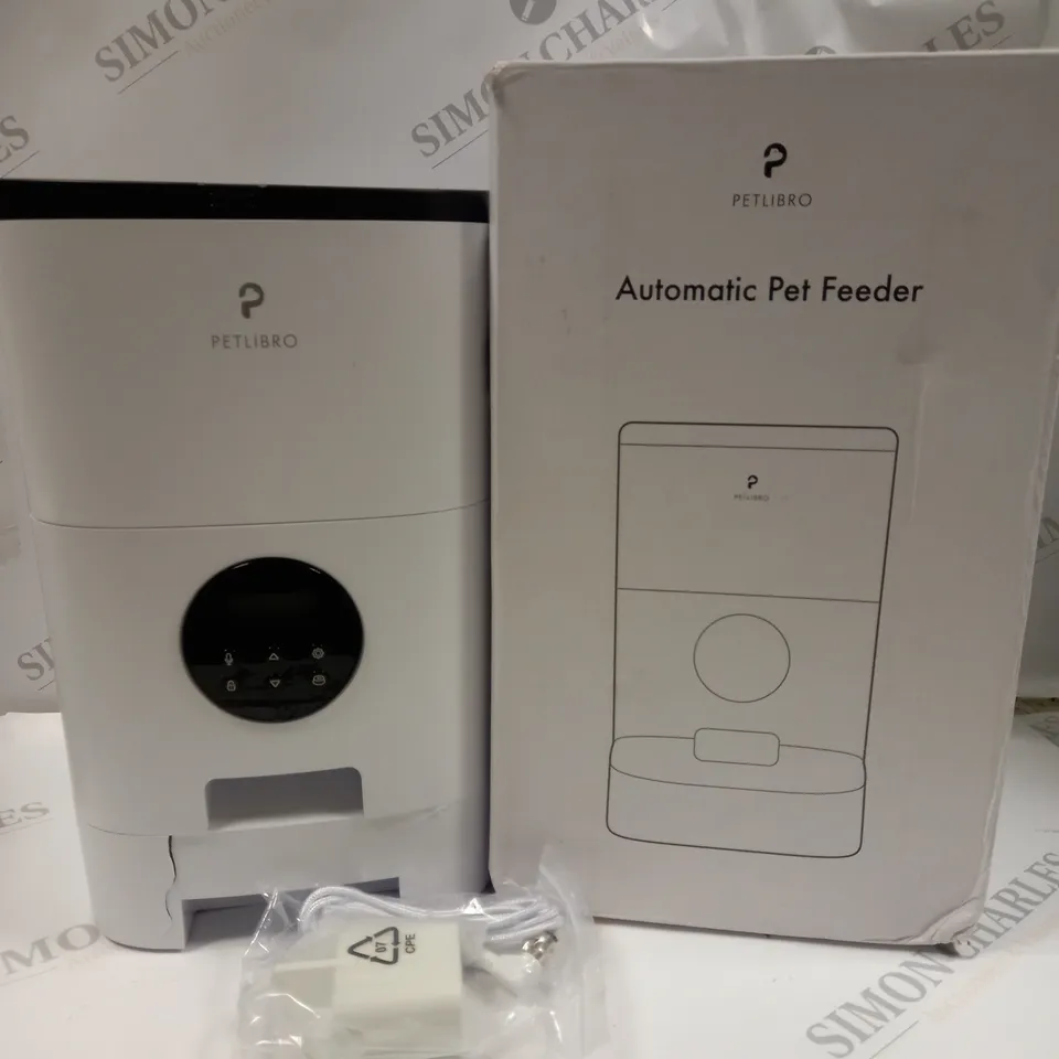 BOXED WHITE PETLIBRO AUTOMATIC PET FEEDER 