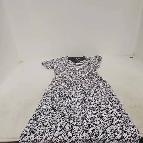 CREW CLOTHING COMPANY AVA TEA DRESS – NAVY DAISY PRINT, UK SIZE 12