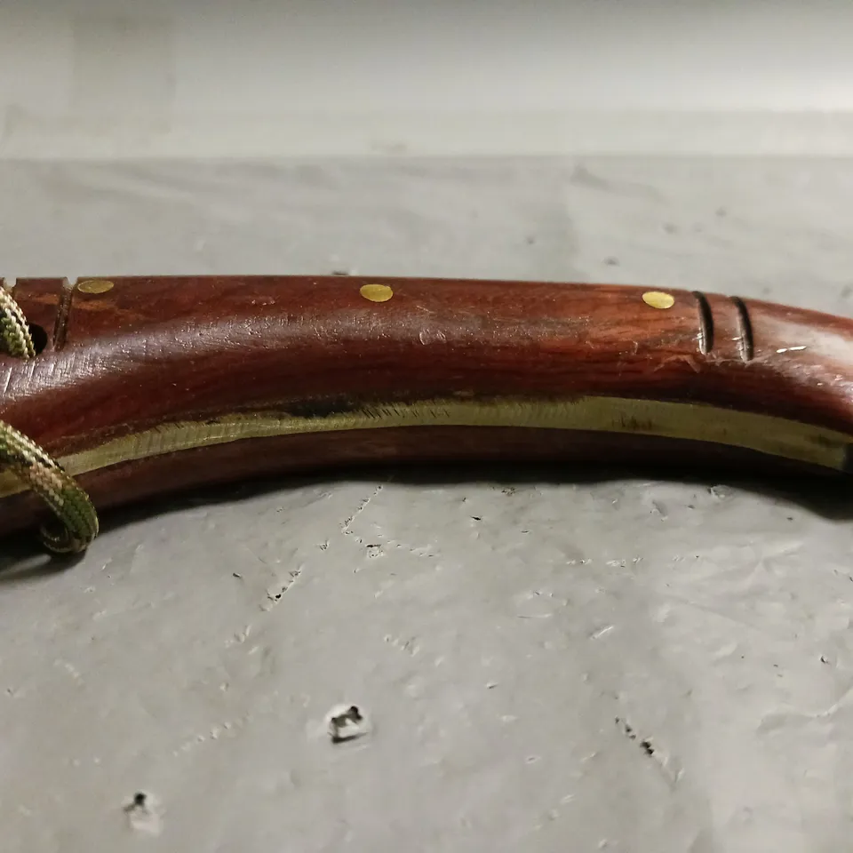 8.5" CURVED KNIFE WITH WOODEN HANDLE