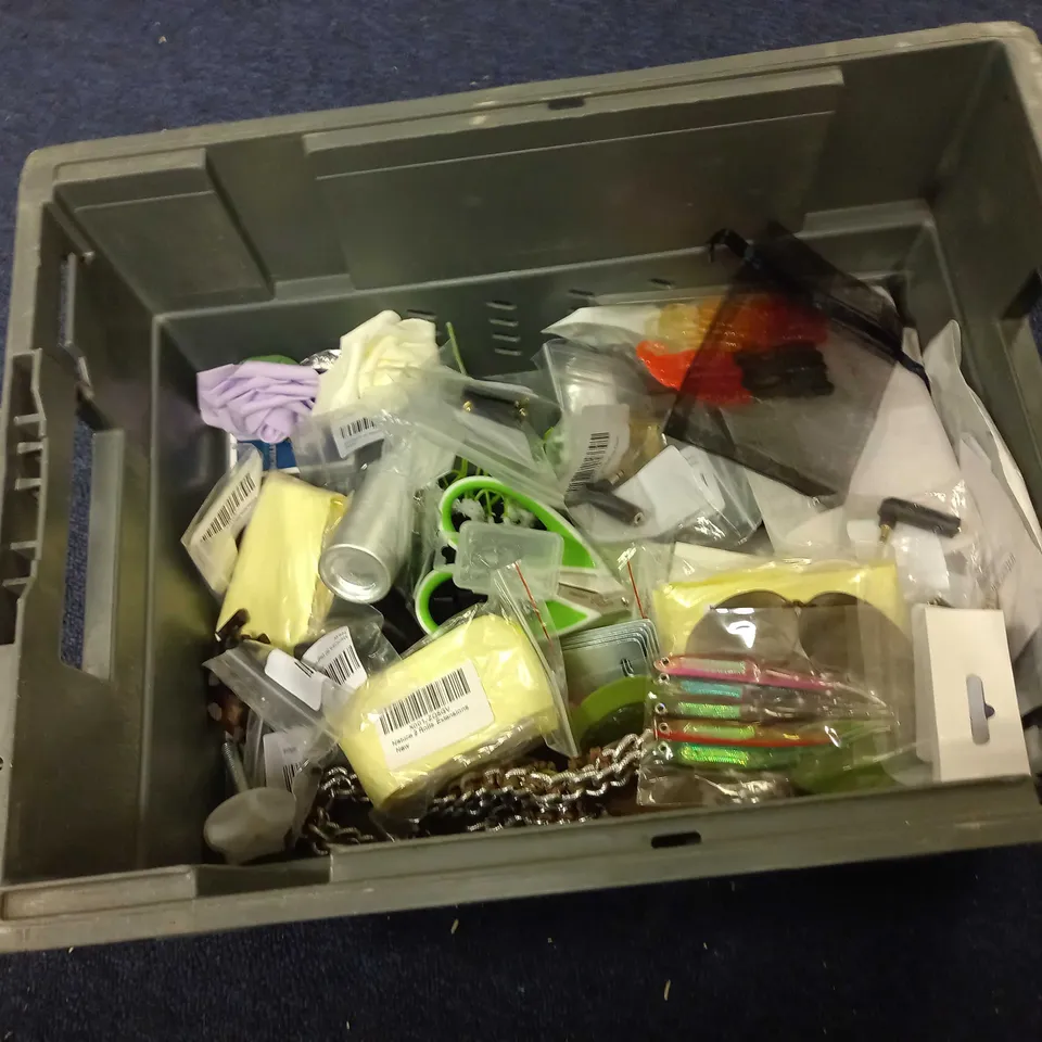 LOT OF ASSORTED HOUSEHOLD GOODS TO INCLUDE NEXUS METAL, FINISH SALT, AND FLEA&TICK COLLAR ETC.
