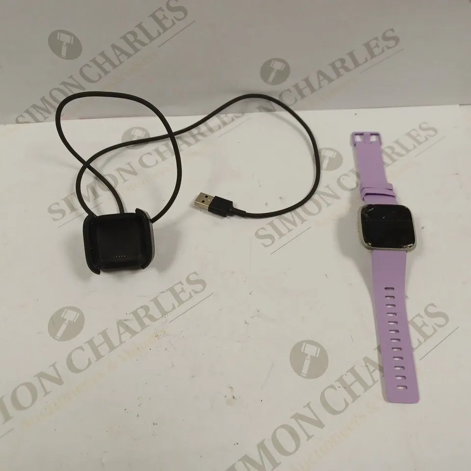 FITBIT AND CHARGING STAND - LILAC