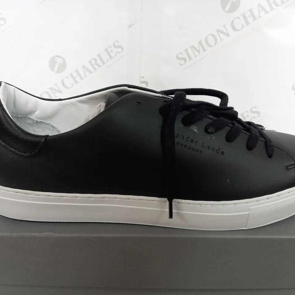 BOXED PAIR OF ALEXANDER LAUDE FAUX LEATHER RAISED LACE UP TRAINERS IN BLACK - EU 46