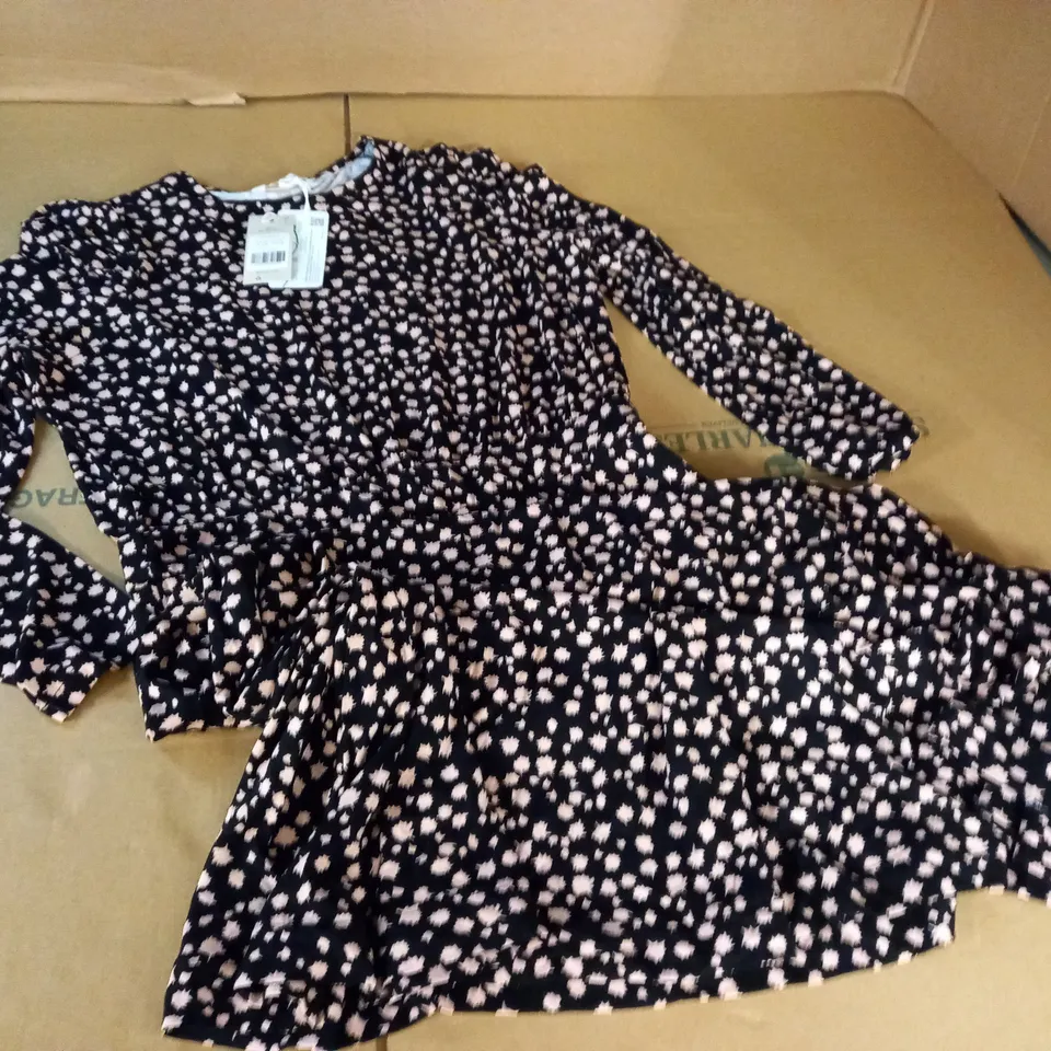 BODEN PATTERNED LONG SLEEVED DRESS - UK 14R