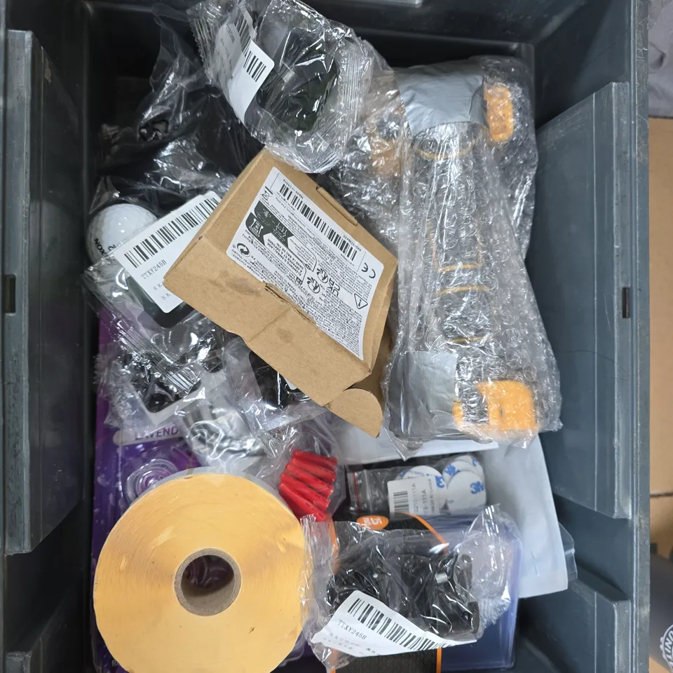 APPROXIMATELY 15 ASSORTED HOUSEHOLD PRODUCTS TO INCLUDE SASSY SCENTS ROOM SPRAY, SMOL DISHWASHER TABLETS, PLIERS ETC 