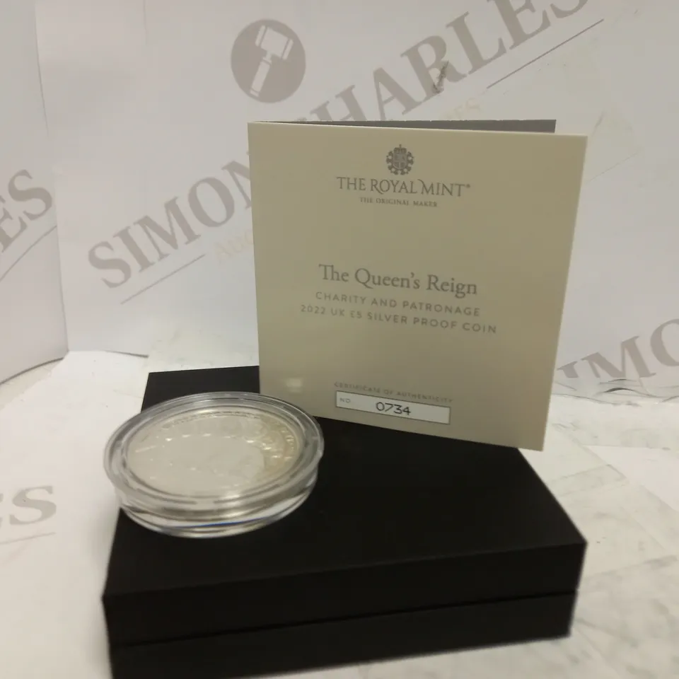 THE ROYAL MINT THE QUEEN'S REIG CHARITY & PATRONAGE 2022 UK £5 SILVER PROOF COIN