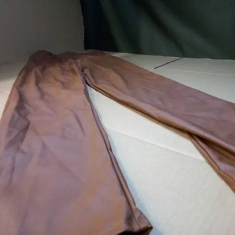 BOOHOO TAN FAUX LEATHER TROUSERS - SIZE 10